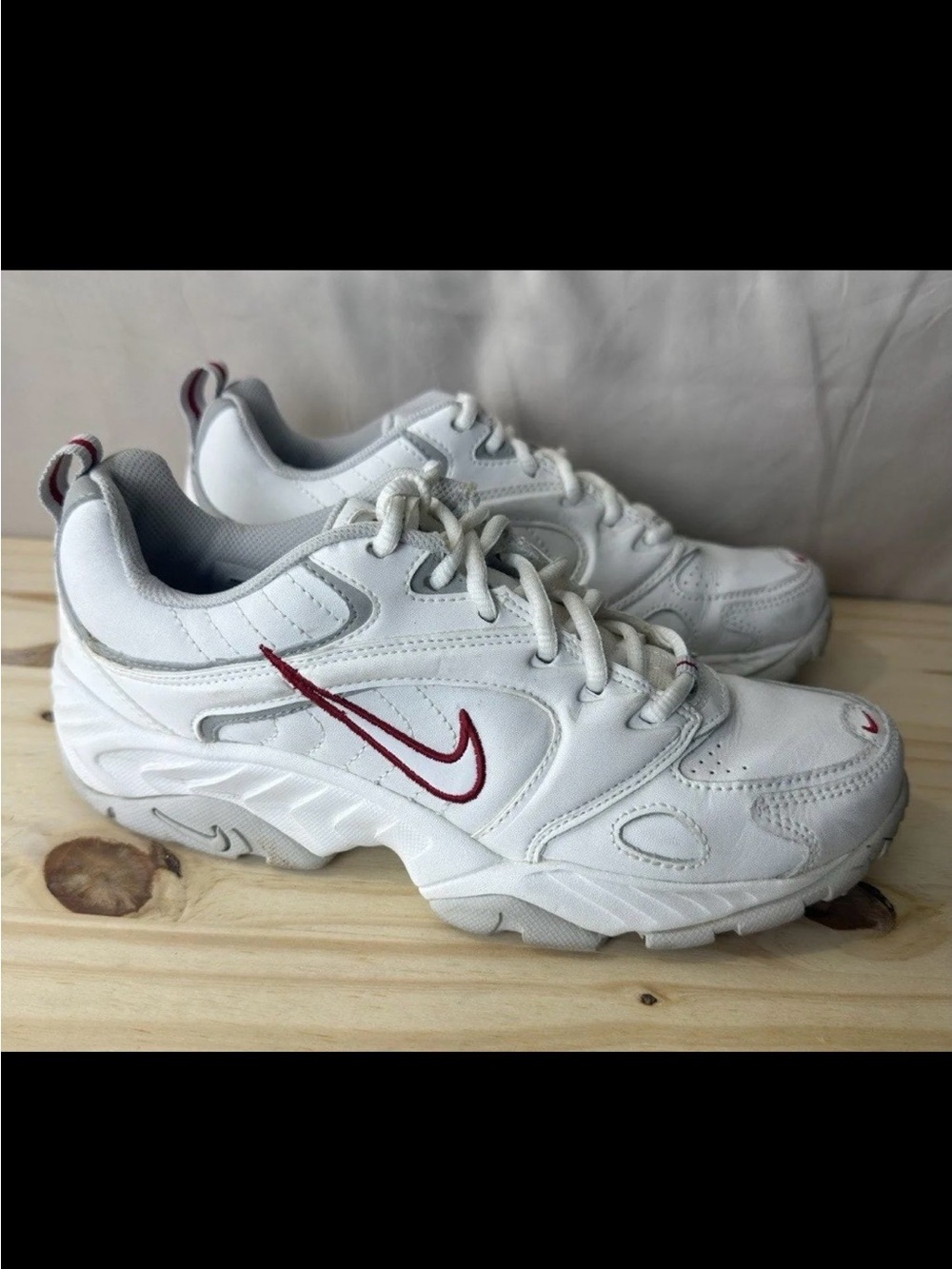 Nike T Light II Leather White and Red VINTAGE women’s sneakers